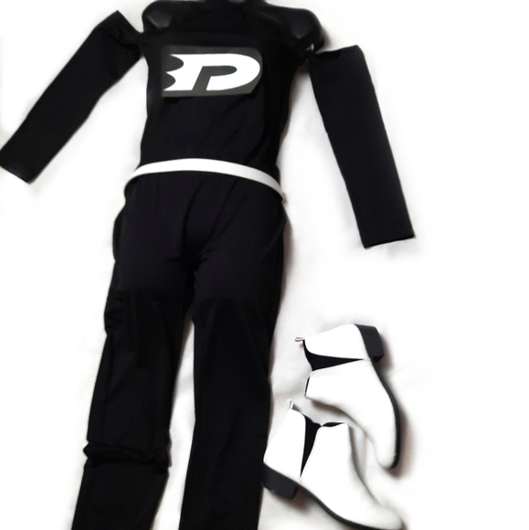 Danny Phantom Costume - Picture 3 of 5